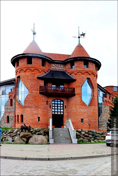Тевтонский замок Шаакен и новодел Нессельбек