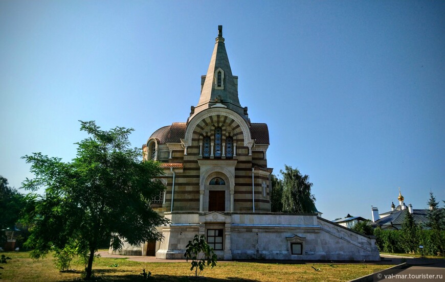 Храм Всех Святых, родовая усыпальница Коншиных