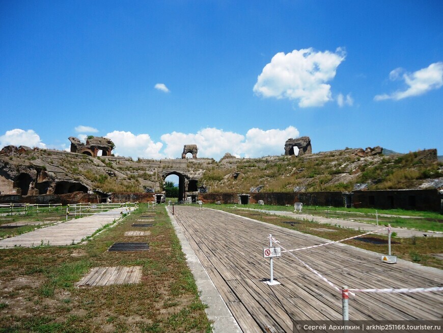 Древнеримский амфитеатр в Капуе — там где началось восстание Спартака