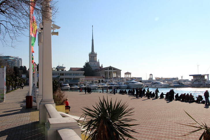 Зимой в Сочинском порту