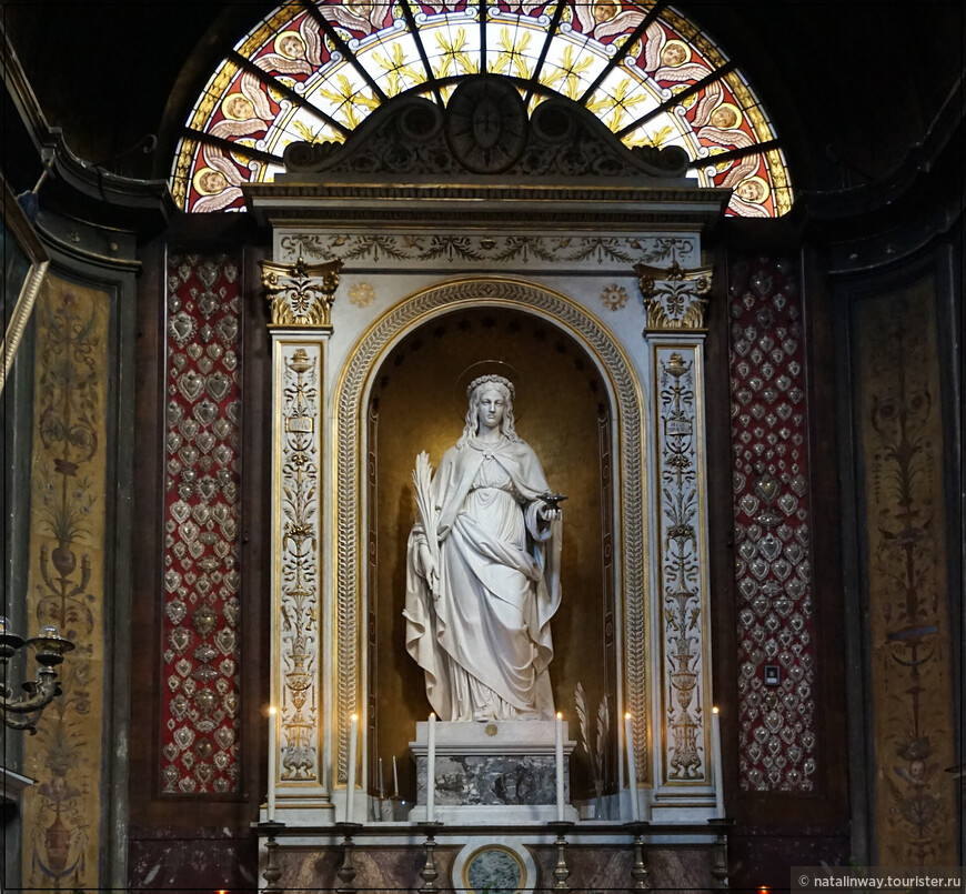 La chiesa di Santa Lucia del Gonfalone. Статуя святой Santa Lucia. Скульптор Сципионе Тадолини