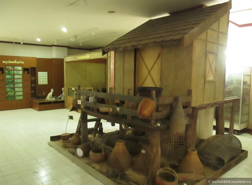 Бесплатный музей тайского быта