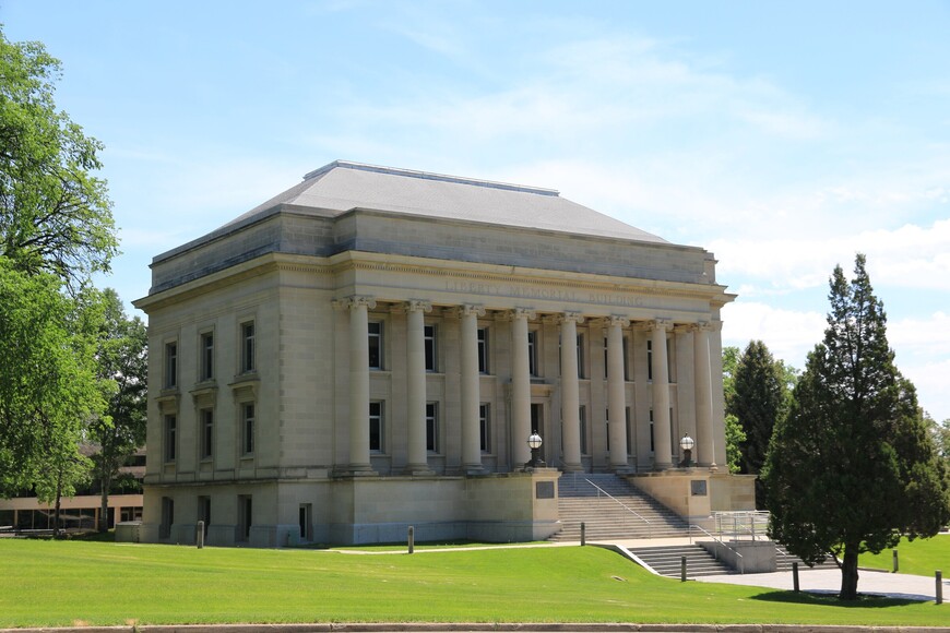 Здание библиотеки штата Северная Дакота, 1924.