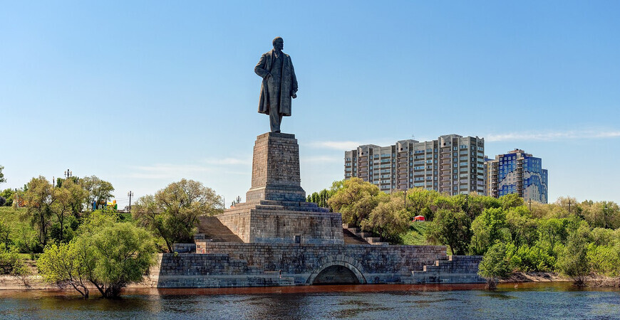 Памятник Ленину<br/> в Красноармейском районе Волгограда