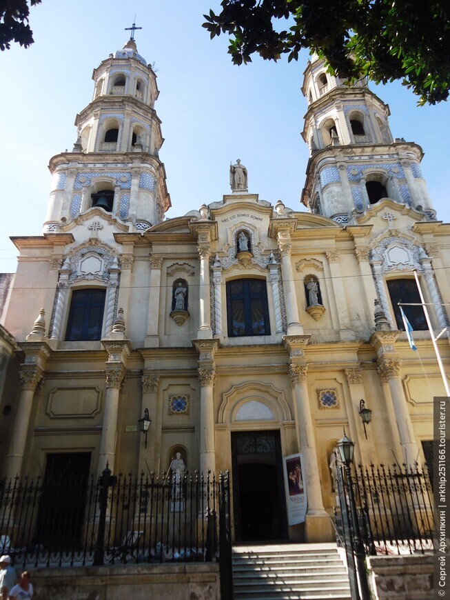 Церковь Сан-Педро Гонсалес Тельмо в Буэнос-Айресе
