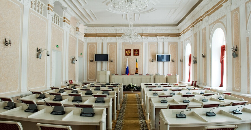 Здание Законодательного собрания