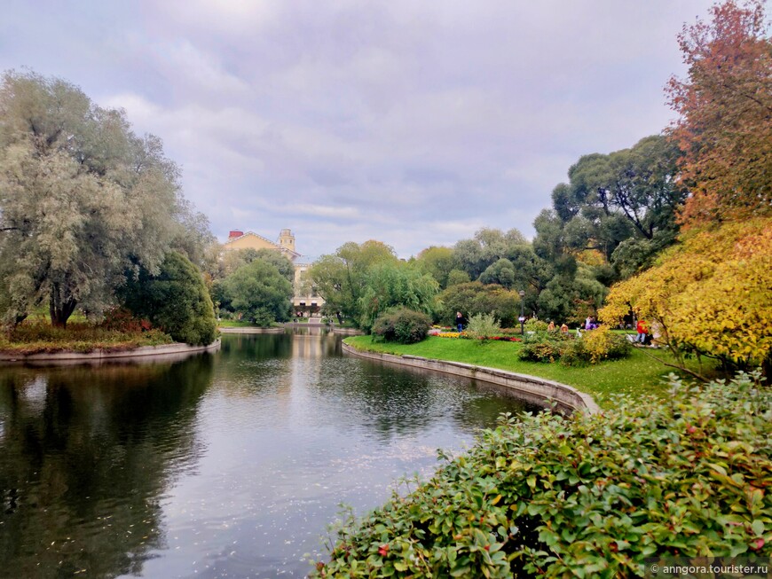 Осенняя прогулка по Петербургу