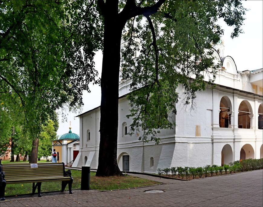 Самый древний монастырский храм в Ярославле