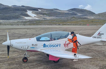 Во Владивосток в ходе кругосветки прибыла самая молодая в мире летчица