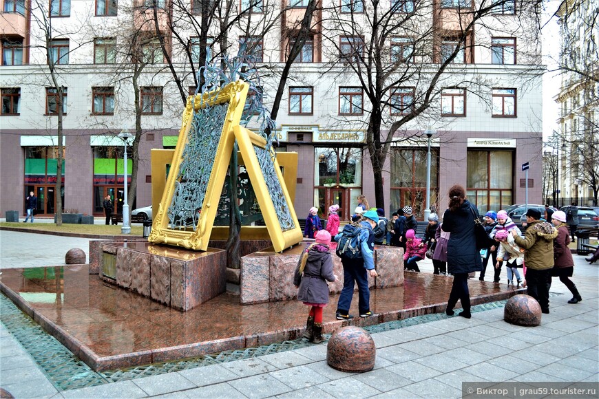 Прогулки по Москве. Лаврушинский переулок