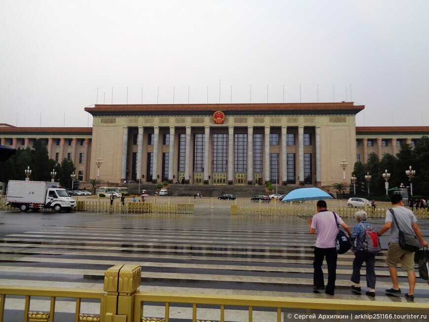 Главная площадь Китая — Площадь Небесного Спокойствия — Тяньаньмэнь