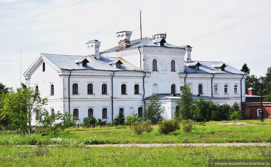 Центральная усадьба Спасо-Преображенского монастыря на Валааме