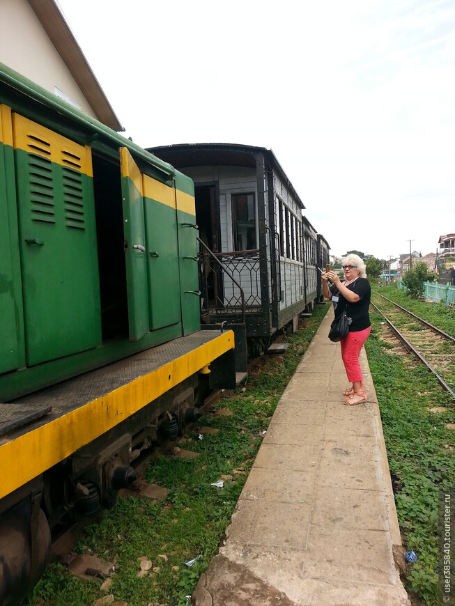 знаменитый ретро-поезд в Далате