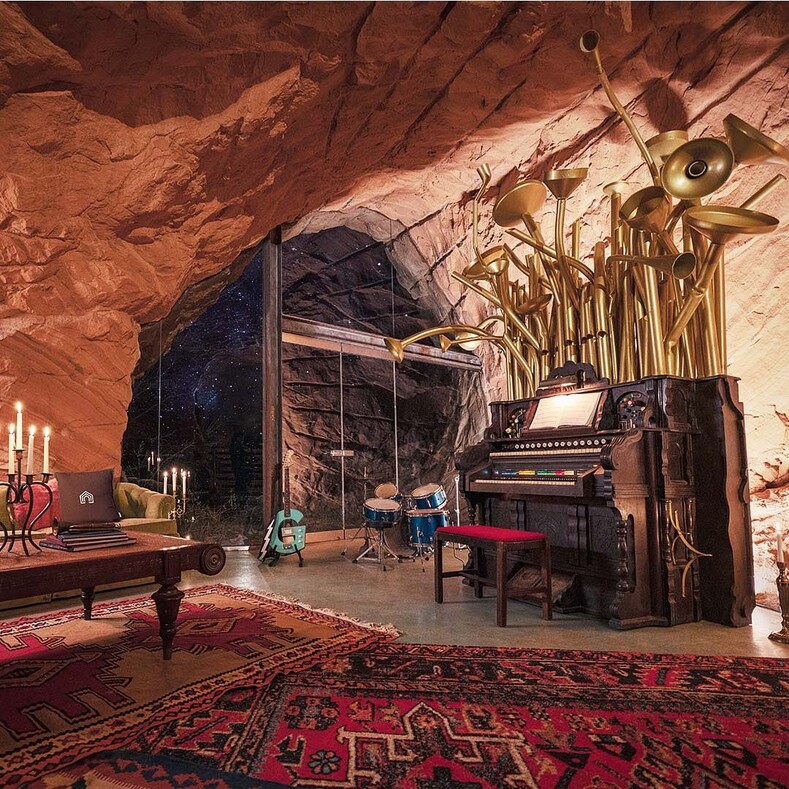 Отправьтесь в виртуальный 3D тур по пещере Гринча на вершине горы в штате Юта