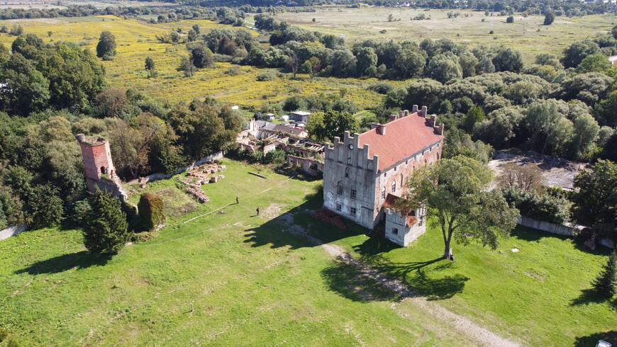 Самый немецкий город Кёнигсбергщины и два его замка (фото + видео)