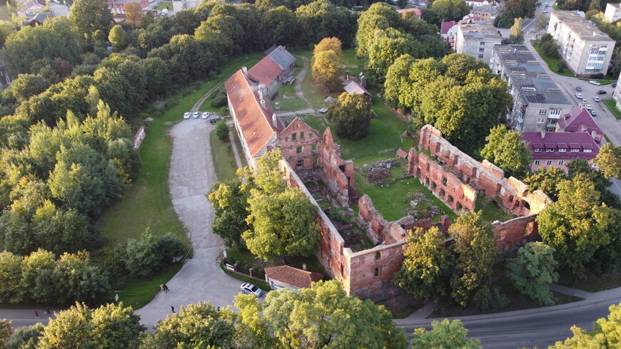 Самый немецкий город Кёнигсбергщины и два его замка (фото + видео)