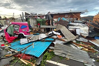 На Филиппинах жертвами тайфуна «Раи» стали 75 человек