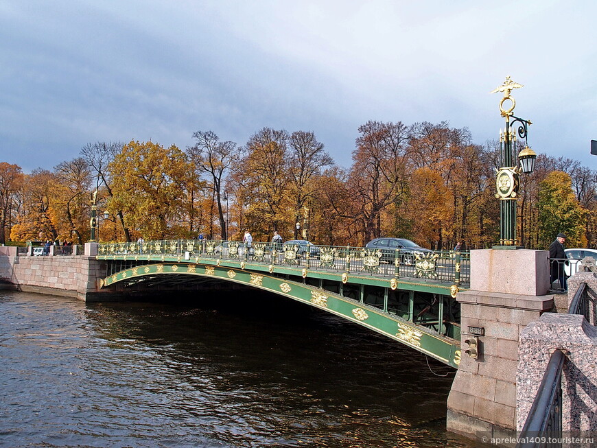 Санкт-Петербург. Продолжаю постигать... Любуясь осенью...