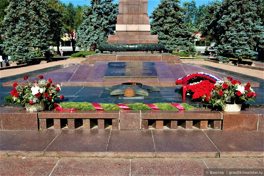 Площадь павших бойцов