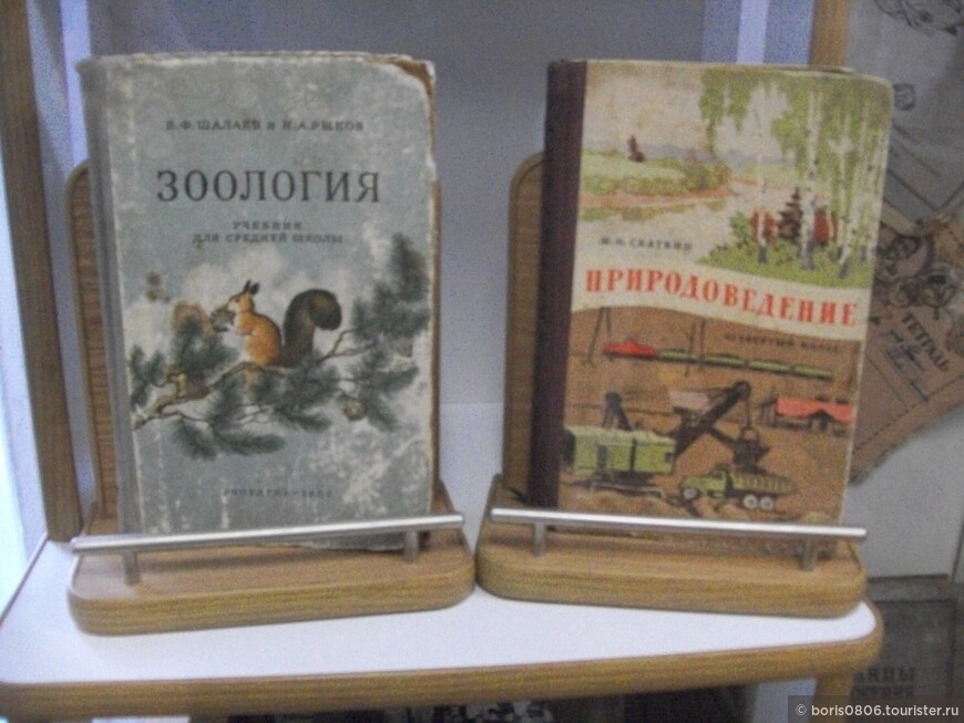 В меру интересная экспозиция — Покров дореволюционный и советский 