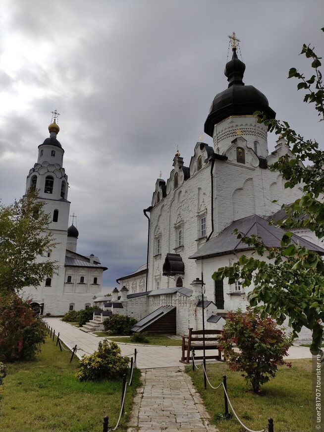 Свияжский Богородице-Успенский монастырь