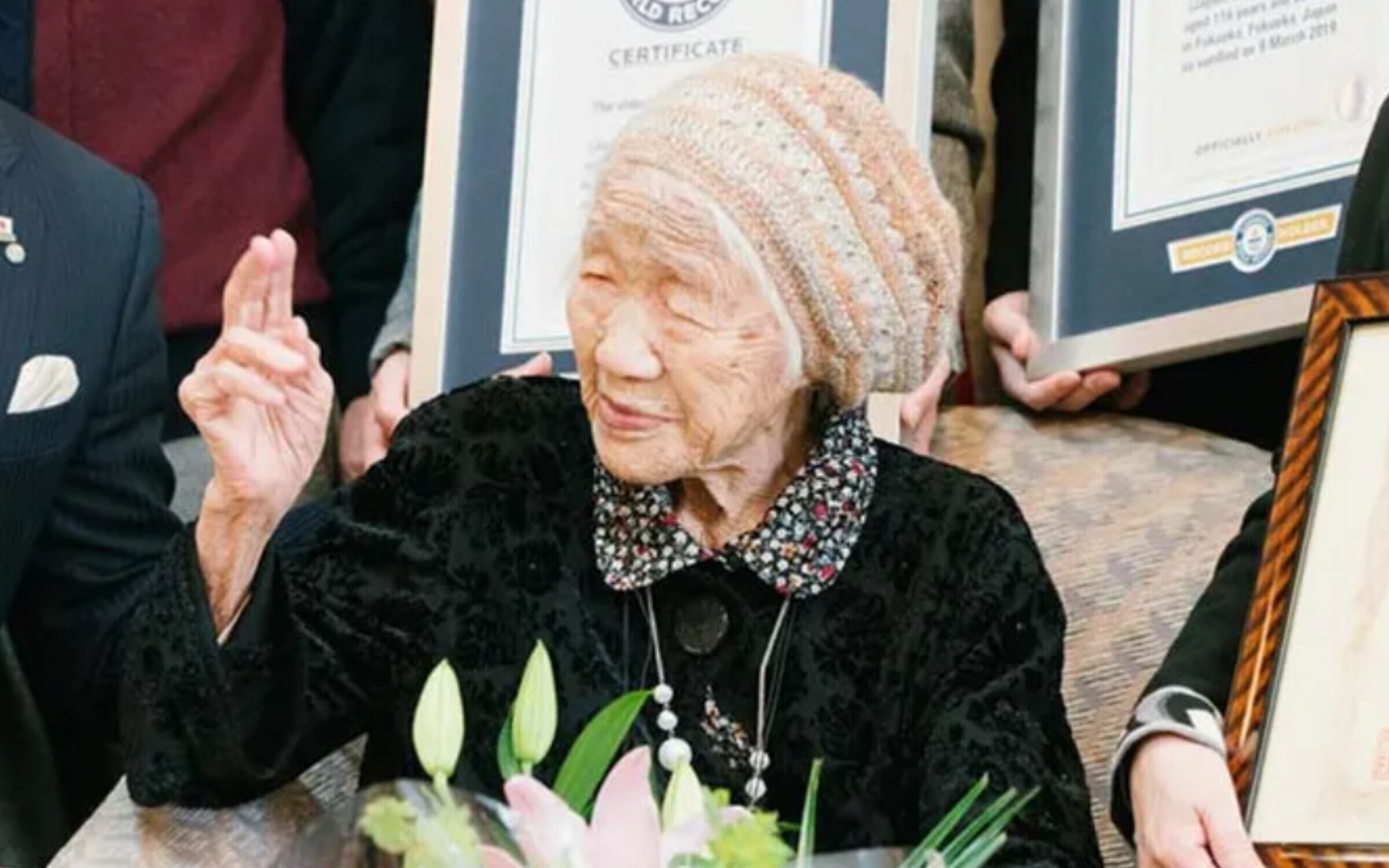 Умер самый старый в мире. Кане Танака. Японка Канэ Танака. Танака долгожительница.