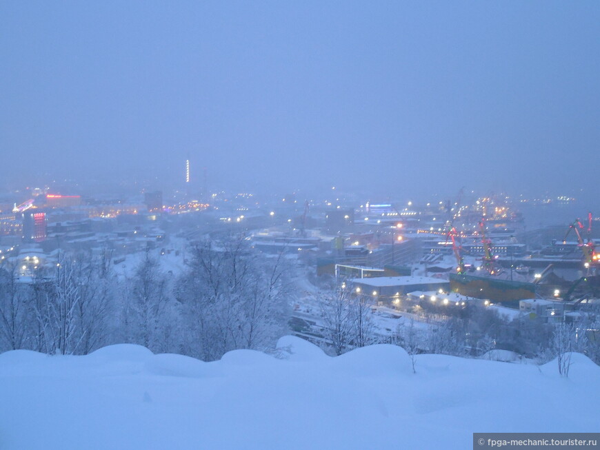 Мурманск. Один день в полярной ночи