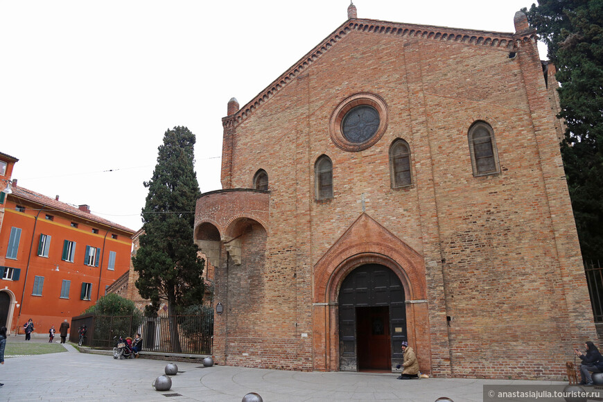 Сакральный комплекс Санто-Стефано — самая древняя христианская обитель в Болонье