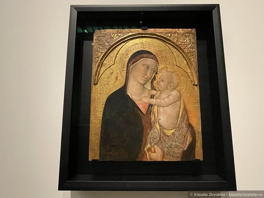 Богородица с младенцем. Франческо Трейни. Италия. 1325 год. Темпера на панели. 