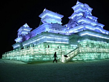 В Китае проходит Фестиваль льда и снега