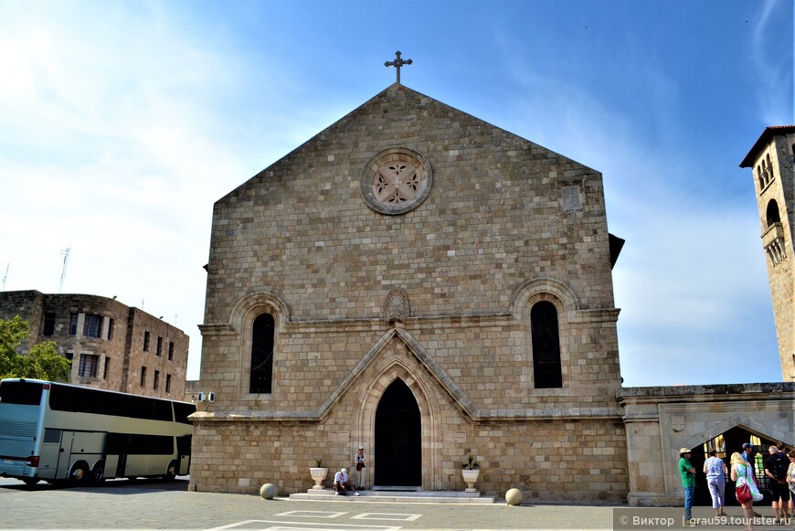Итальянский католический храм, ставший греческим православным