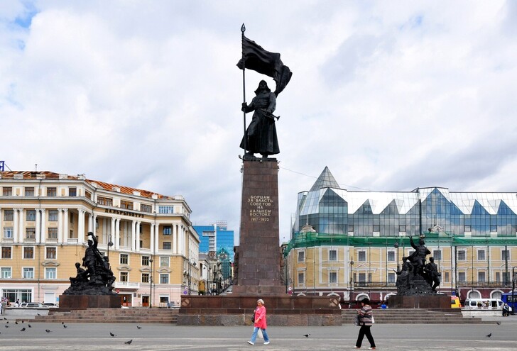Памятник Борцам за власть Советов на Дальнем Востоке