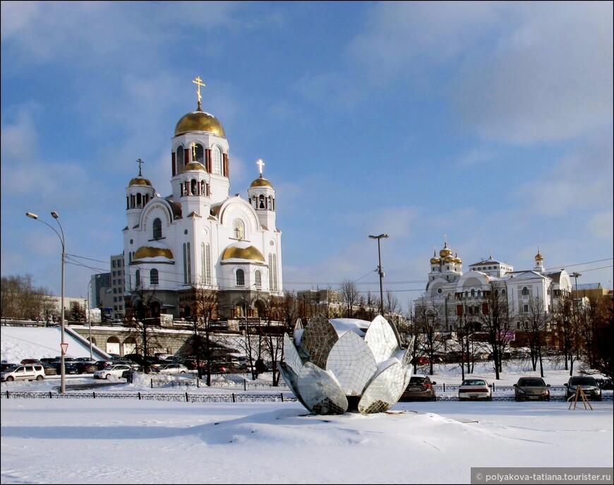 Храм-Памятник-на-крови в Екатеринбурге