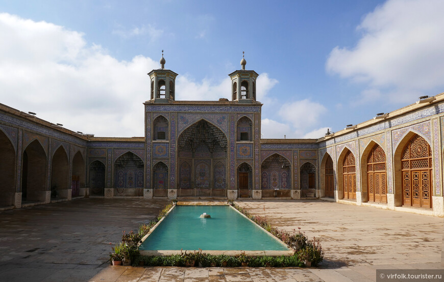 Мечеть Насир оль-Мольк