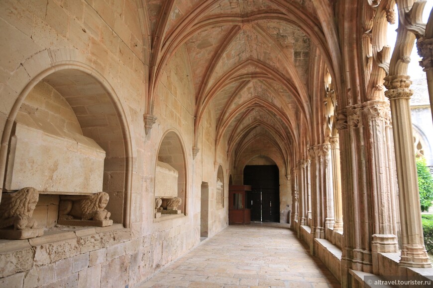 Цистерцианские монастыри Каталонии, часть 2: Сантес-Креус