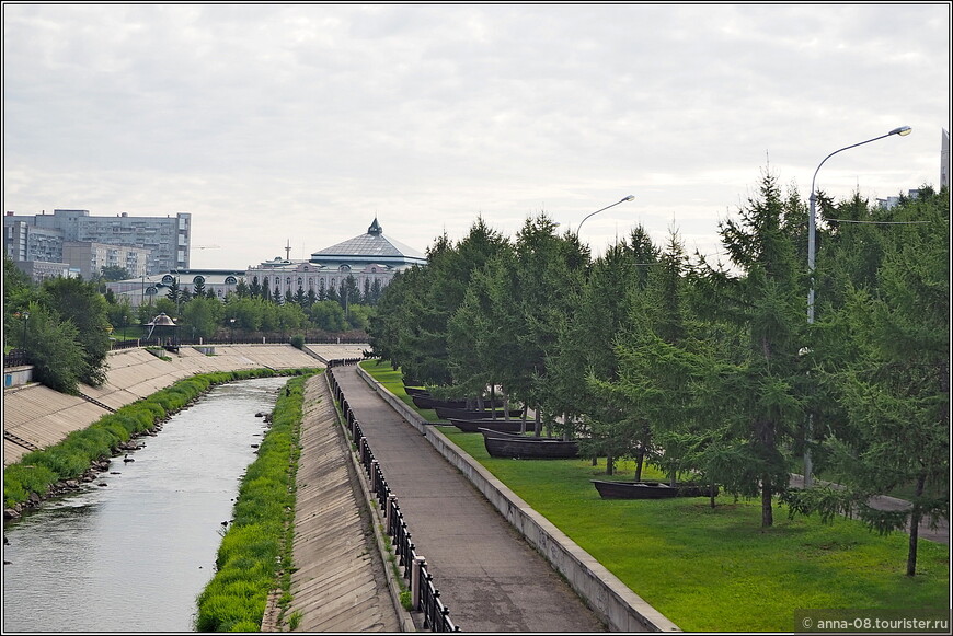 Красноярск _ Прощальный взгляд на город с Караульной горы