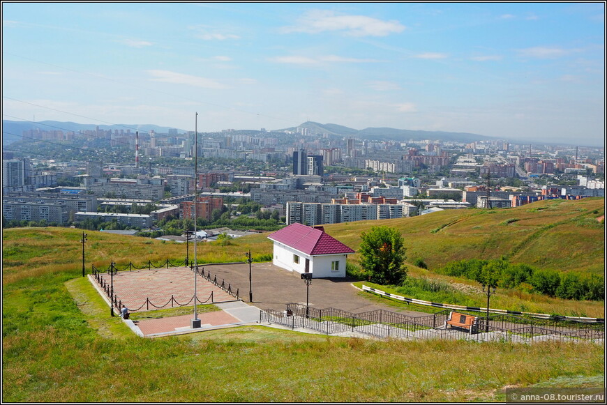 Красноярск _ Прощальный взгляд на город с Караульной горы