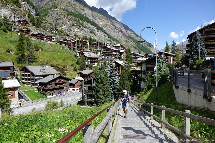 Дорожка к станции подъёмника «Matterhorn glacier paradise».