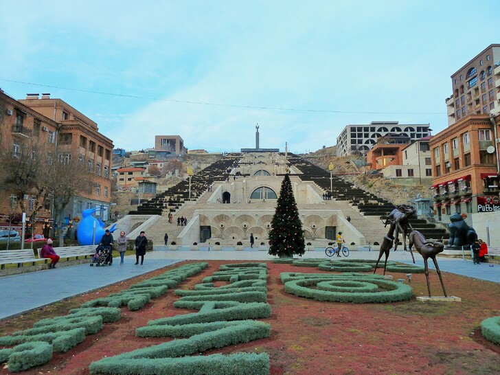Каскад в Ереване