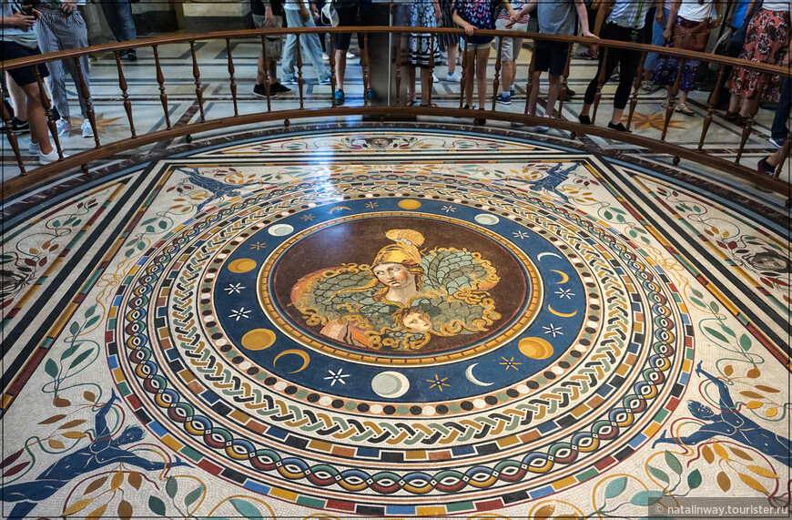 Мозаика в Зале греческого креста. Музей Пио-Клементино