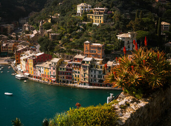 Италия может открыться для иностранных туристов в апреле 