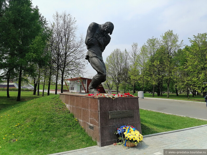 Поклонная гора и Парк Победы в Москве