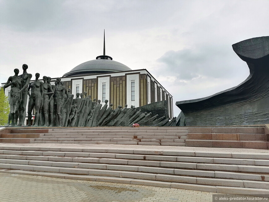 Поклонная гора и Парк Победы в Москве