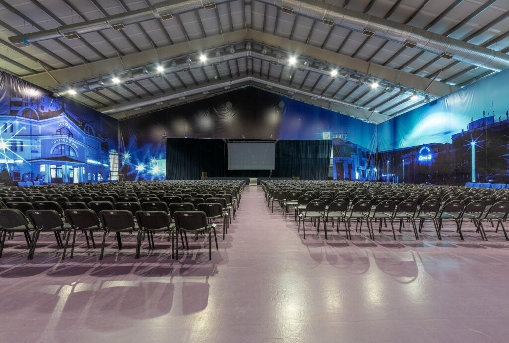Zone arena extreme. Парк экстрим Дмитров сцена. Парк экстрим Дмитров зал. Парк экстрим Дмитров концерт. Ледовый дворец Дмитров.
