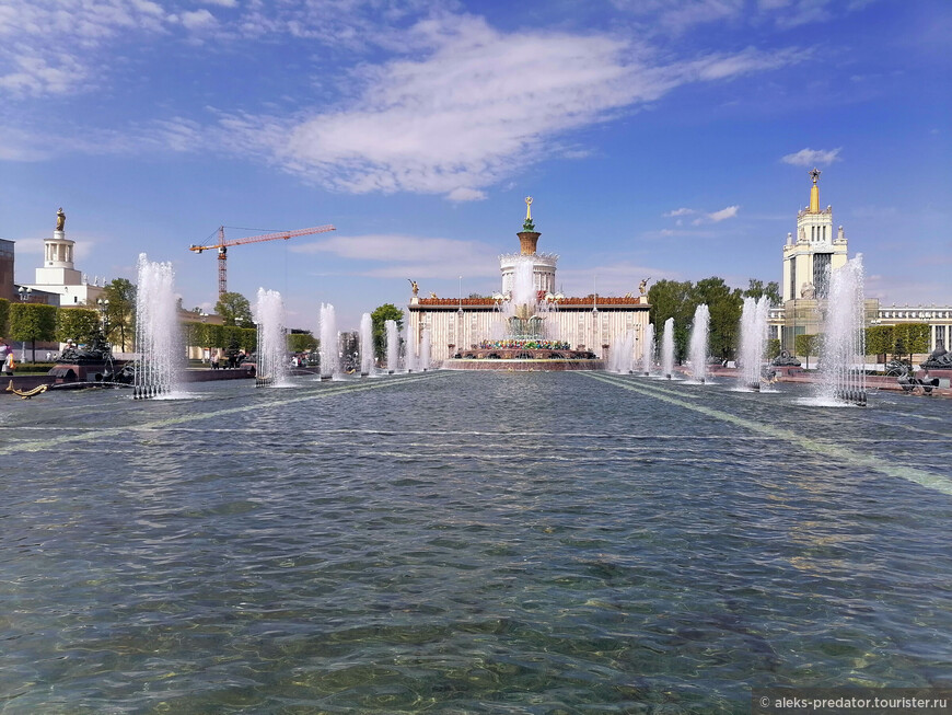 Целый город красот на ВДНХ в Москве