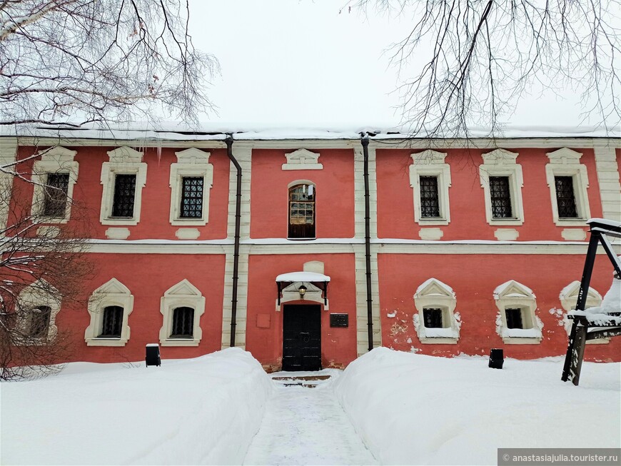 Спасо-Андроников монастырь, где находится самая древняя церковь Москвы