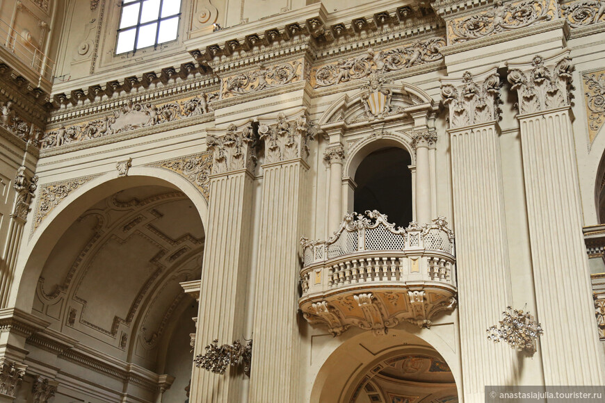 Кафедральный собор Сан-Пьетро, только в Болонье
