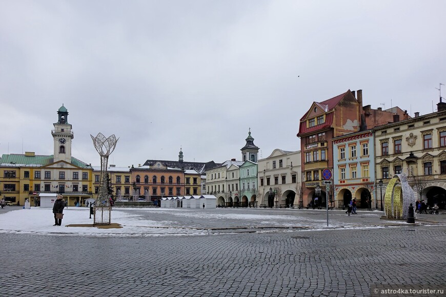Центральная площадь города Demelplatz.