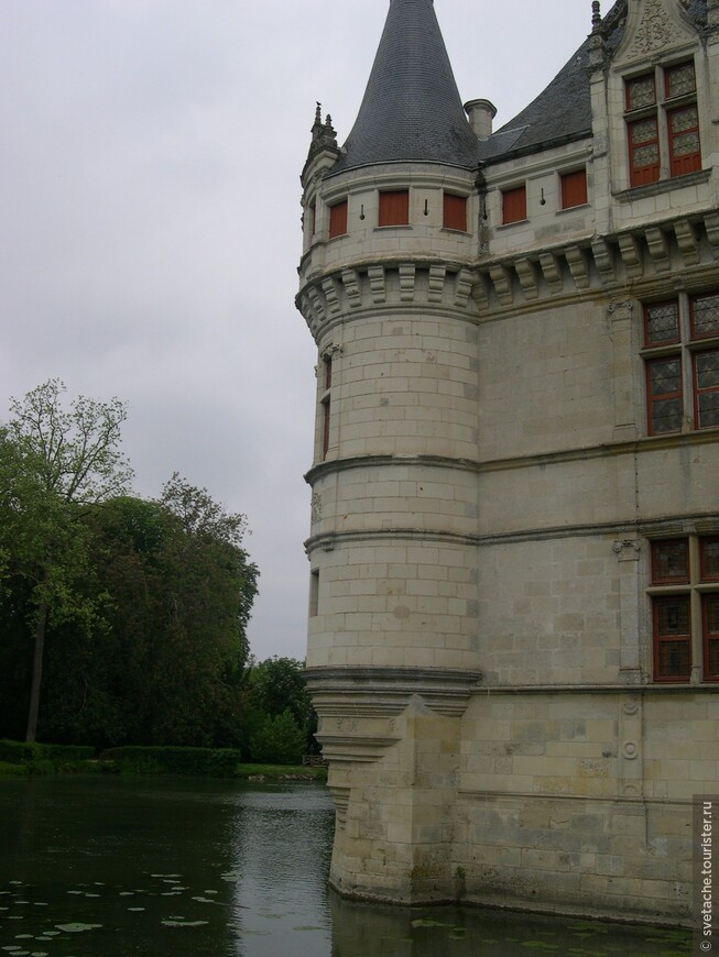 Замок Азэ-ле-Ридо