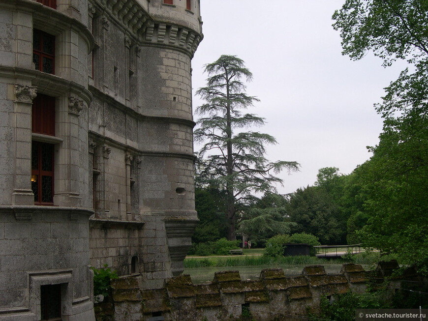 Замок Азэ-ле-Ридо